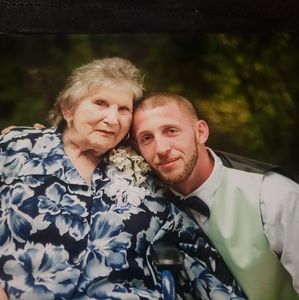 Meet your Posher, Justin